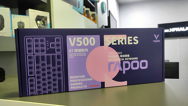 نمای روبرو از بسته بندی جدید کیبورد گیمینگ باسیم رپو V500PRO-87