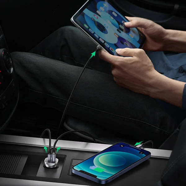 شارژر فندکی 30W یوگرین مدل CD130-40858 با 1 خروجی USB-C و 1 خروجی USB-A