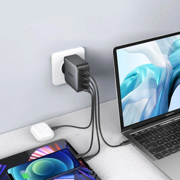 شارژر دیواری 100 وات یوگرین مدل CD226-40747 با 1 خروجی USB-A و 3 خروجی USB-C