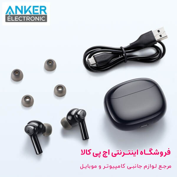 هندزفری موبایل انکر r400 در بک گراند آبی که کابل و سری های گوشی در آن نمایش داده شده با نوشته اچ پی کالا بر روی آن