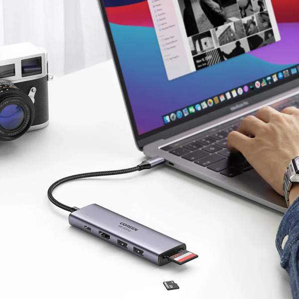 هاب 6 پورت Type-C یوگرین مدل CM511-60384 با 2 پورت USB 3.0 و 1 پورت HDMI و 1 پورت Type-C و کارت حافظه SD/TF